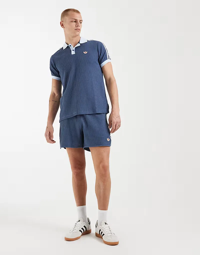 Спортивные шорты Adidas Originals с вафельной текстурой, темно-синий — фото 4