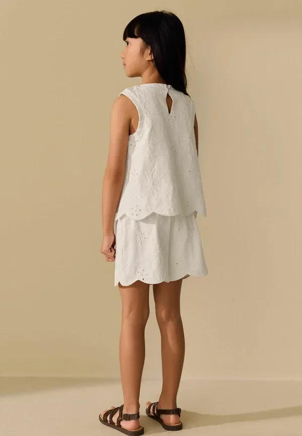 Комплект из жилетки и шорт с вышивкой, Regular fit, Next, Ecru, экрю — фото 2