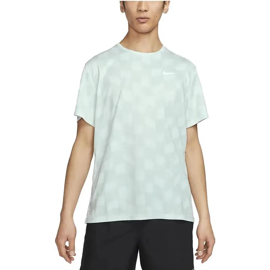 Футболка с коротким рукавом Dri-FIT Miler Nike, зеленый — фото 4