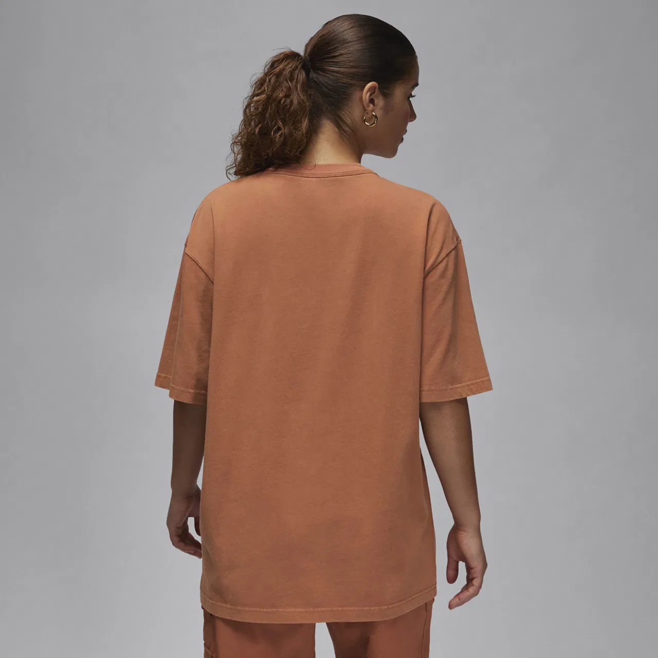 Футболка женская оверсайз Graphic Jordan, цвет Dusty Peach/Dune Red — фото 2