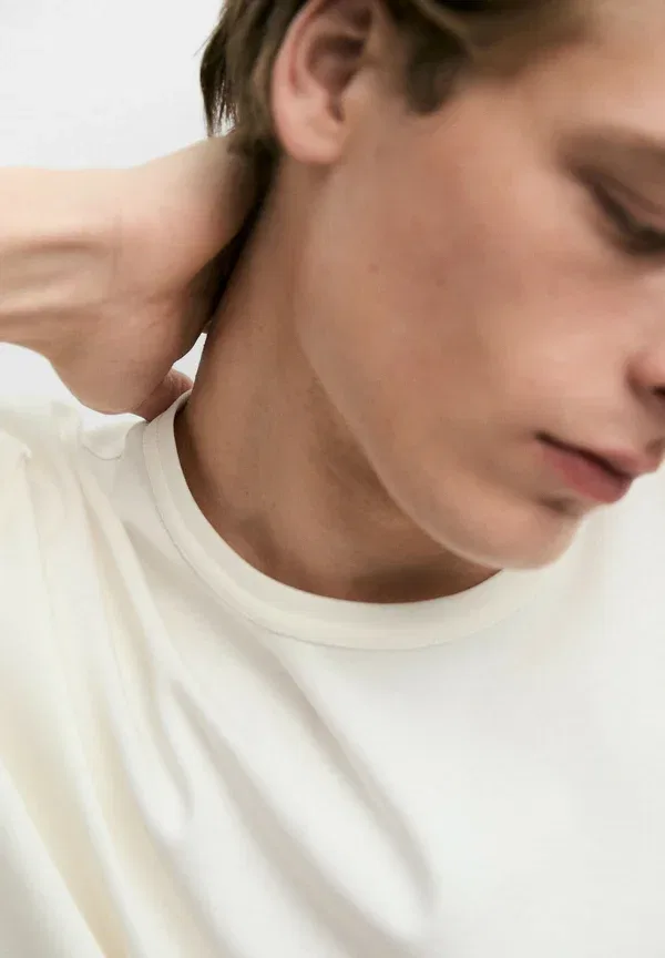 Футболка хлопковая Basic t-shirt Massimo Dutti, Yellow, желтый — фото 4