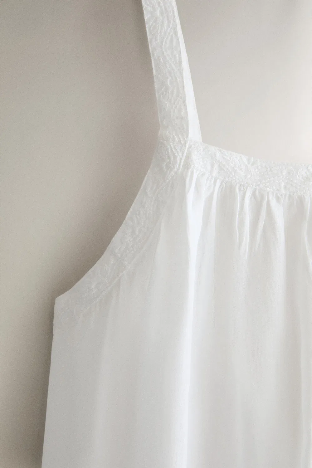 Хлопковая ночная рубашка с вышивкой ZARA, White — фото 3