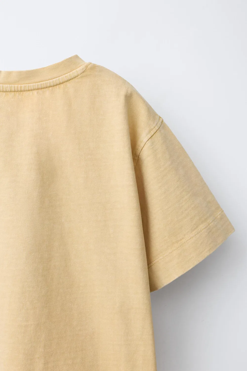 Плотная футболка с эффектом выцветания ZARA, Mid-Ecru — фото 4