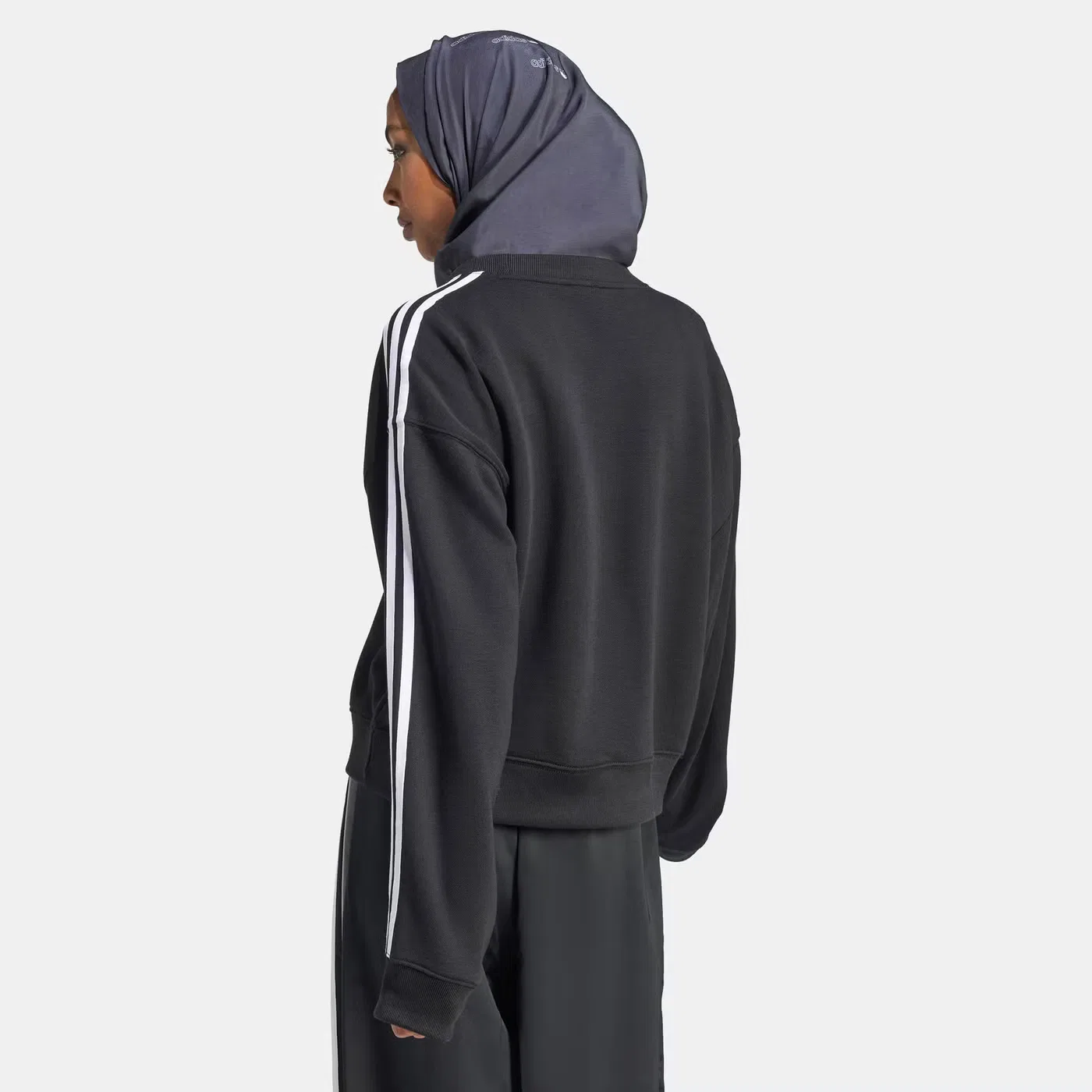 Свитшот с тремя полосками Adidas Originals, черный — фото 2