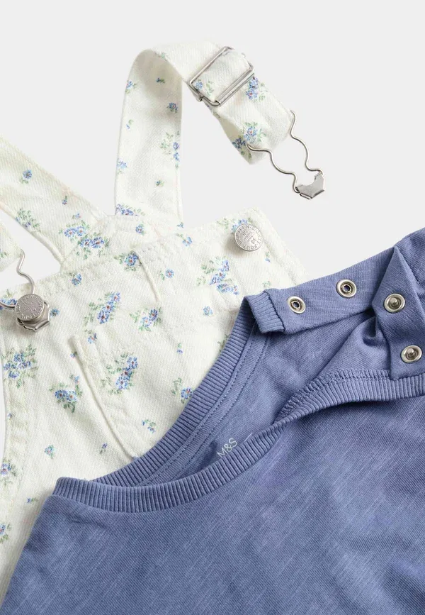 Комплект с цветочным принтом из футболки и комбинезона, Floral dungaree set, Marks & Spencer, Cream Mix — фото 3