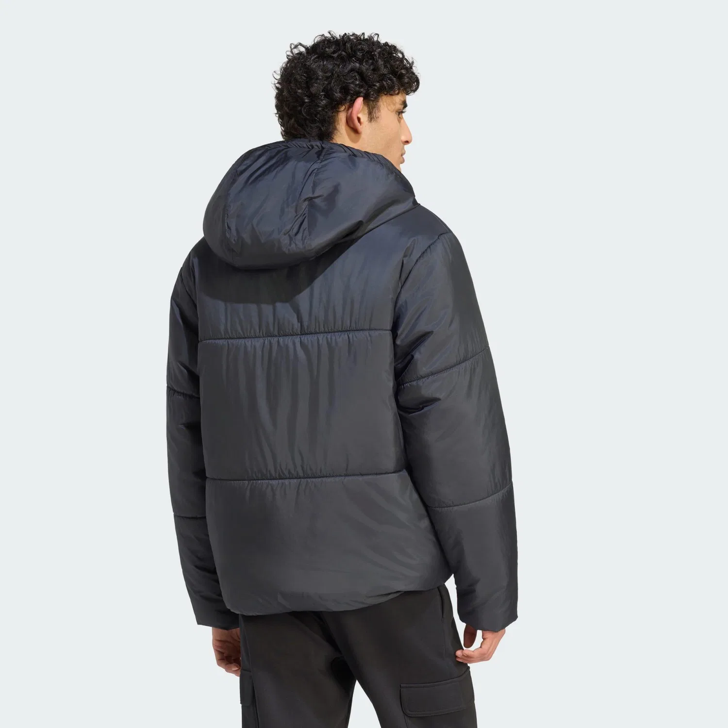 Мужская утепленная куртка-пуховик Essentials Highloft Puffer Adidas, Schwarz — фото 3