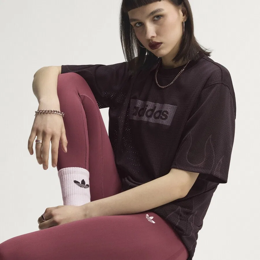 Узкие леггинсы ADIDAS ORIGINALS 'Essentials' бордового цвета — фото 3