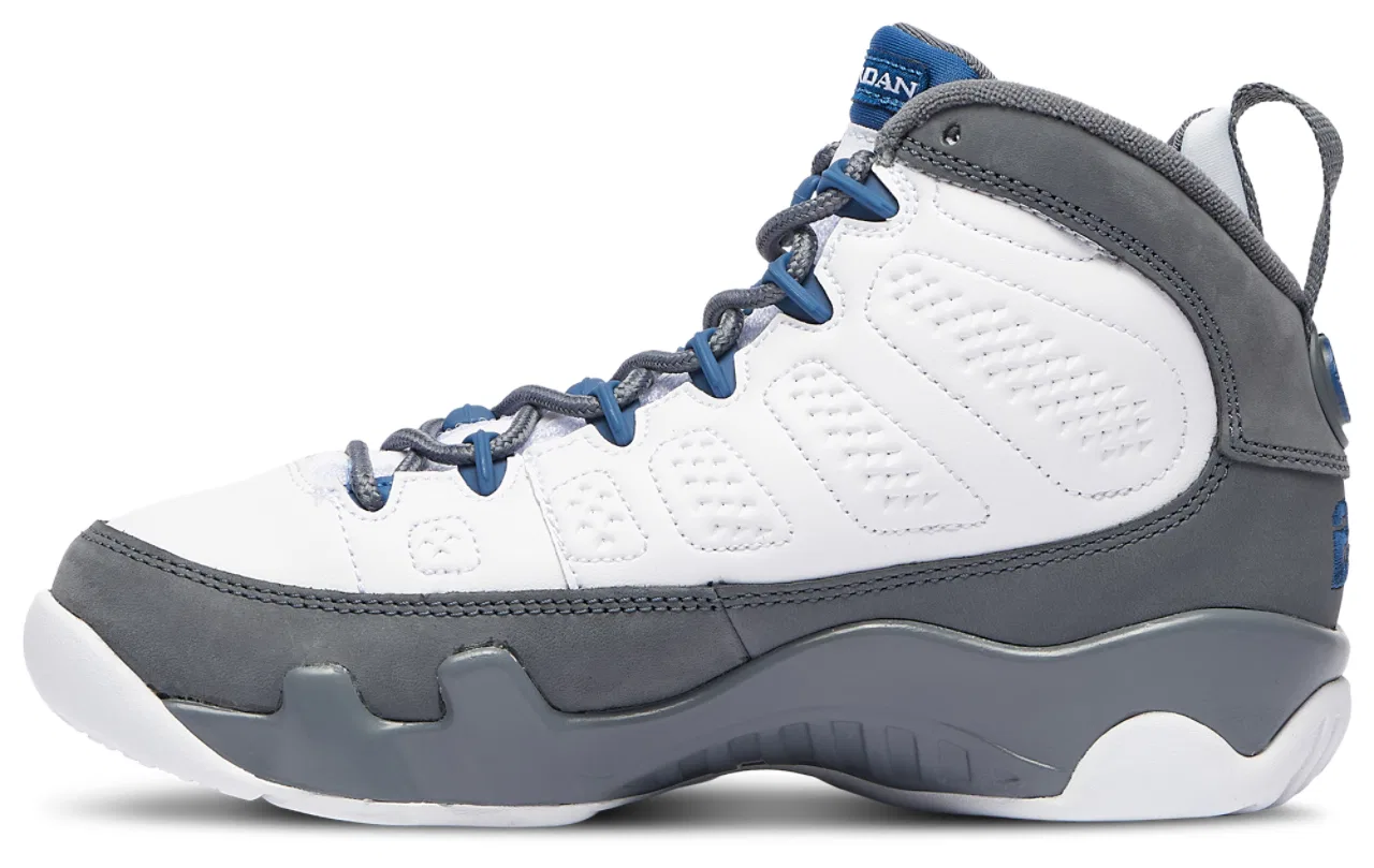 Кроссовки для мальчиков Jordan Retro 9, цвет White/Grey/Blue — фото 2