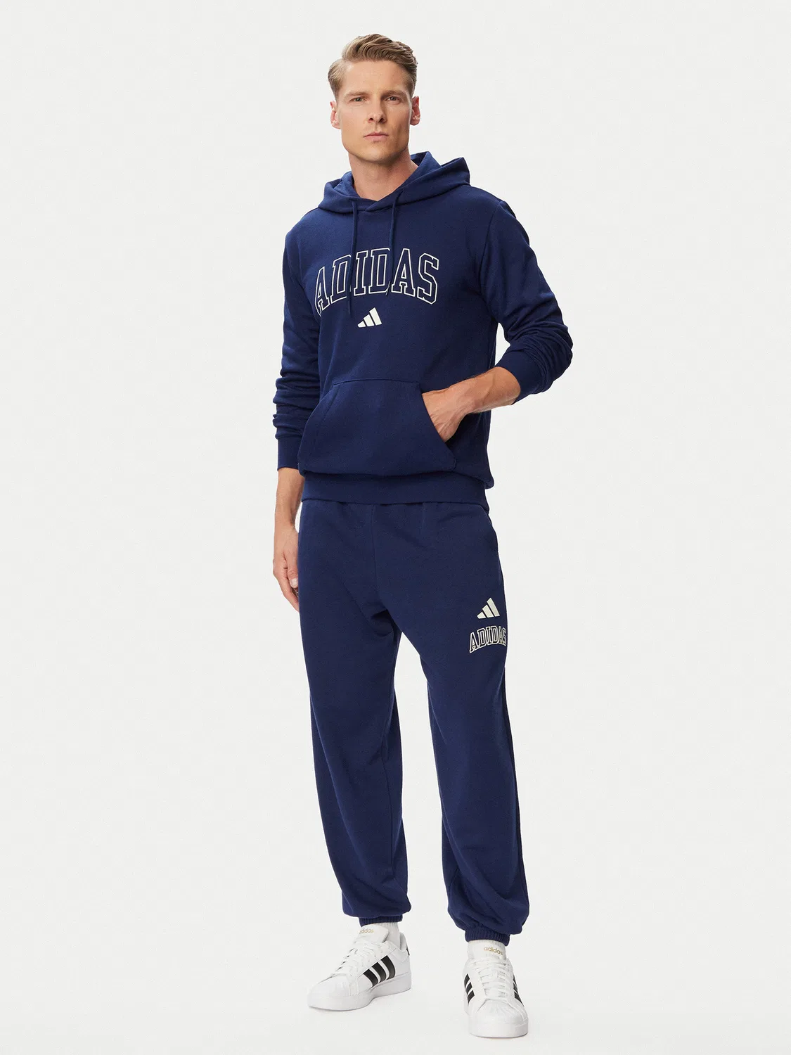 Мужская толстовка стандартного кроя Collegiate Script Graphic Hoodie Adidas, синий — фото 2