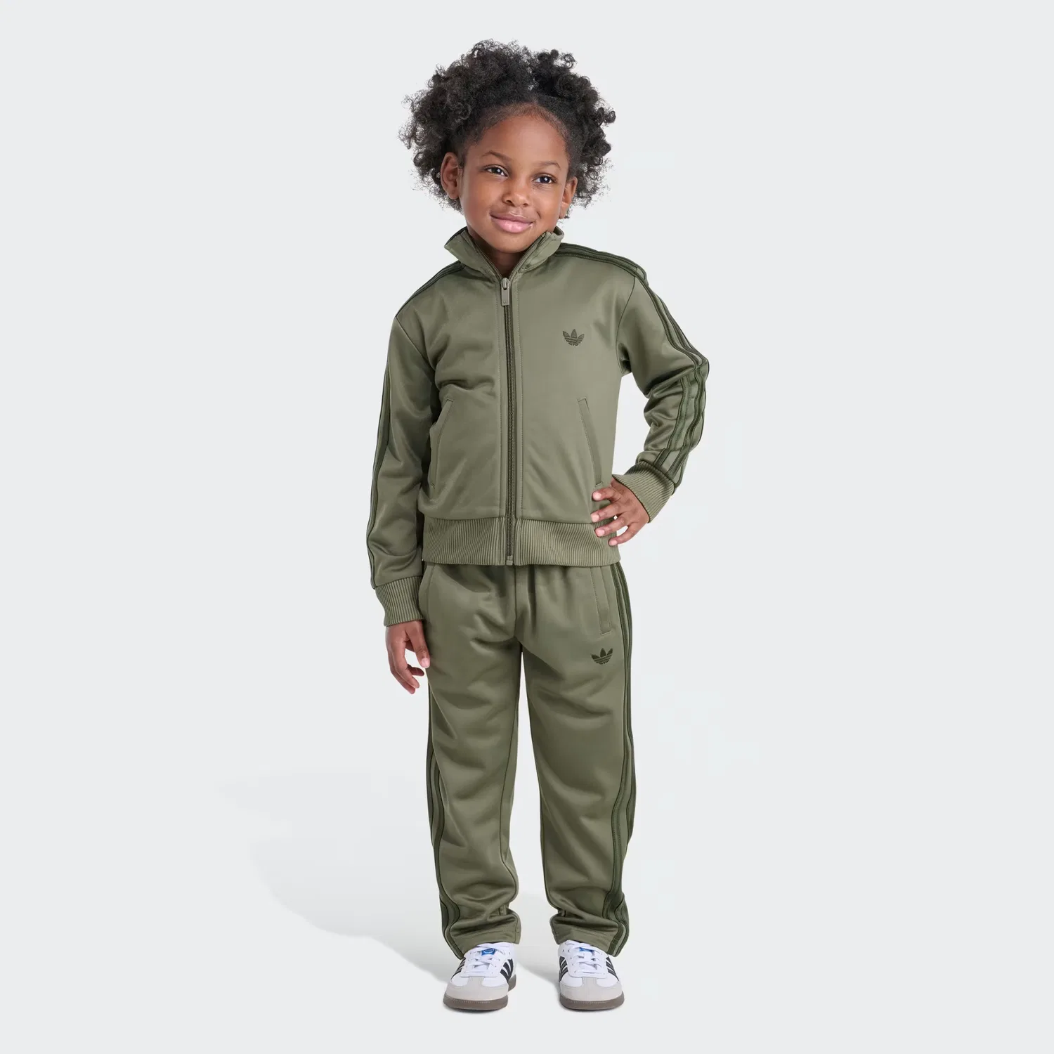 Детский спортивный костюм из куртки и брюк на молнии Firebird Adidas Originals, оливковый