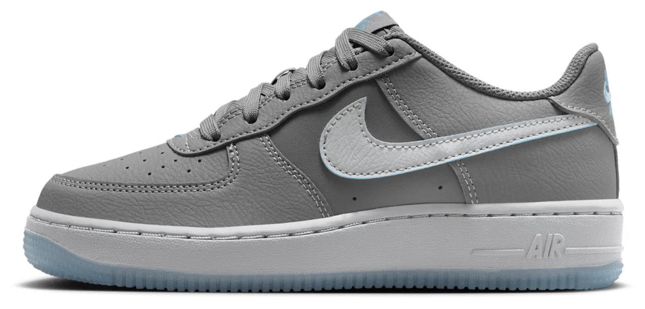 Кроссовки для мальчиков Air Force 1 SE Nike, цвет Pencil Point/Wolf Grey/Work Blue — фото 2