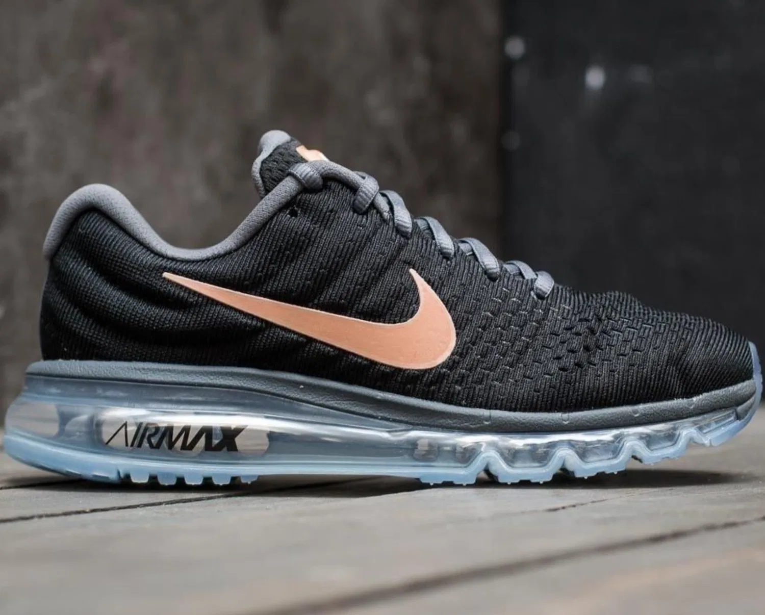 Детские кроссовки для мальчиков с шнуровкой NIKE Air Max SC NIKE, Black Red Metallic Bronze — фото 3