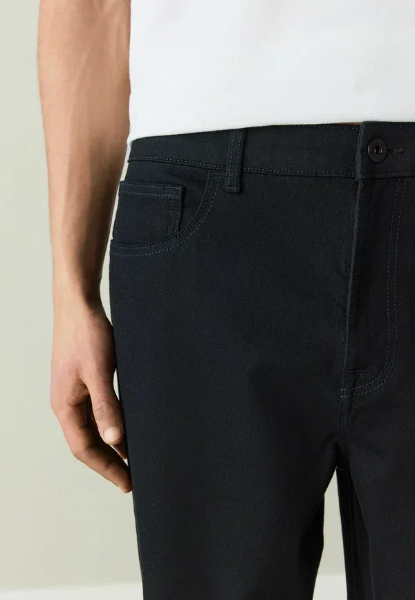 Джинсы деним Regular fit - relaxed tapered fit classic stretch jeans - straight leg jeans Next, черный