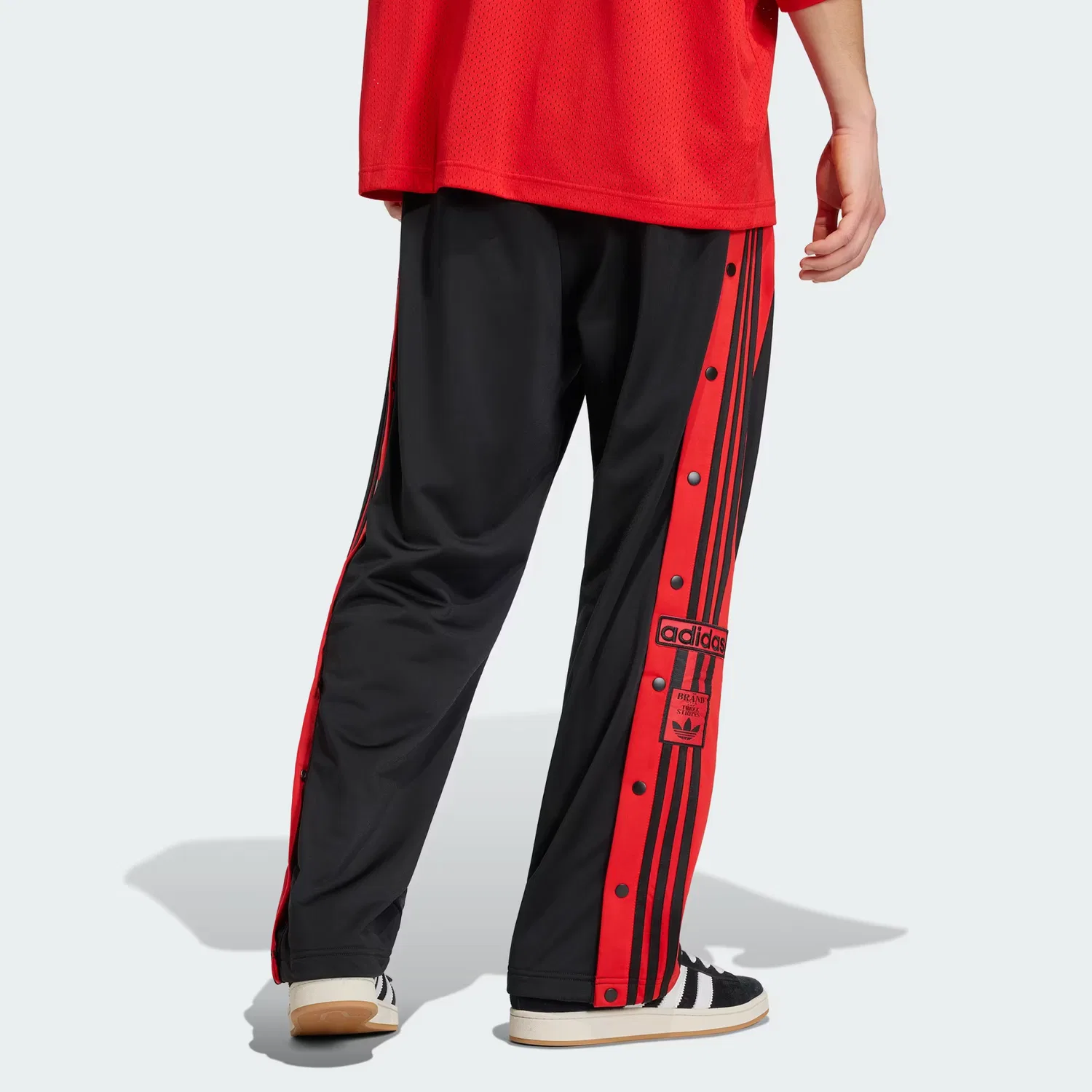 Мужские спортивные штаны на завязках ADIBREAK CLASSIC Adidas Originals, черный/ярко-красный — фото 2