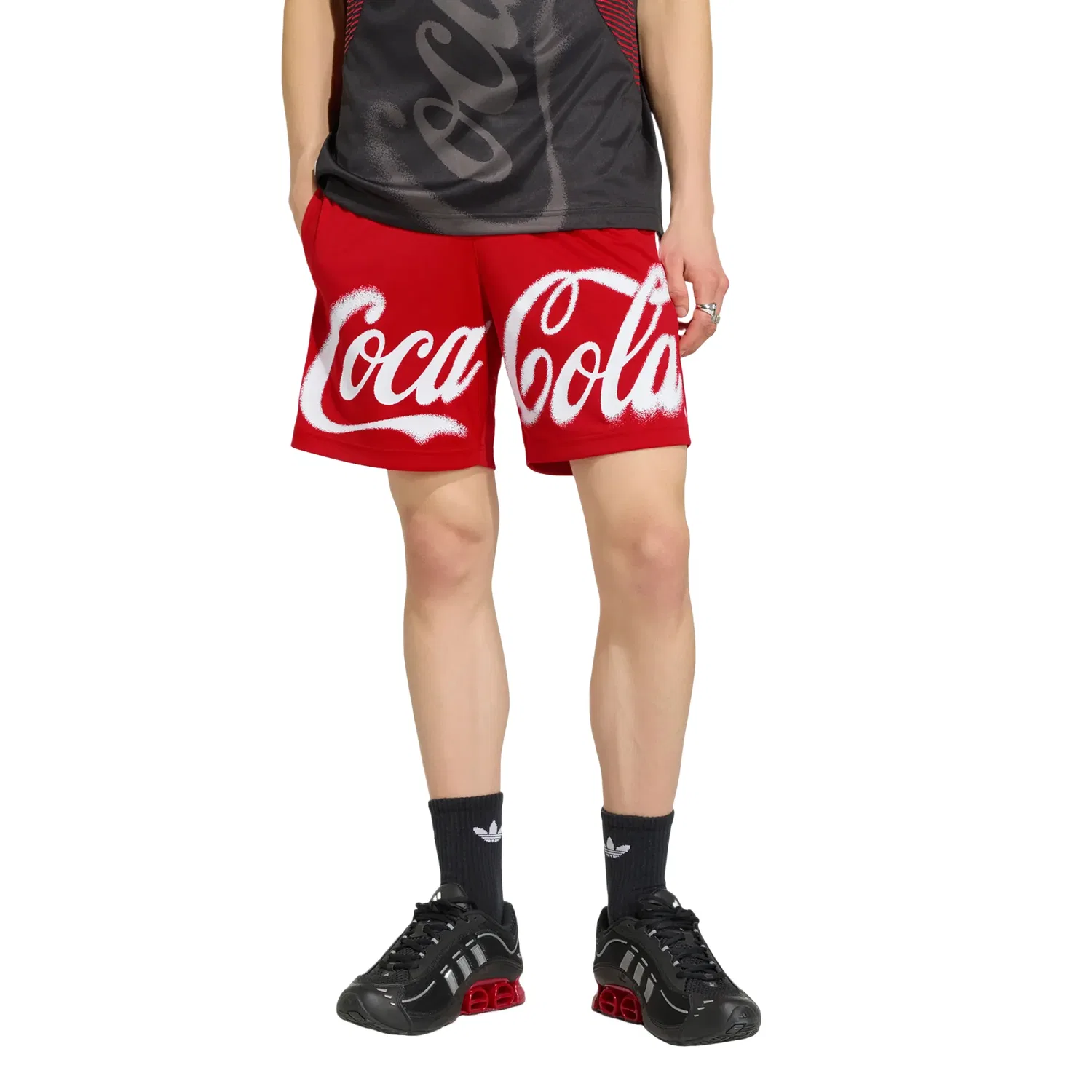 Мужские тренировочные шорты Adidas x Coca-Cola Training Short Asia Sizing Vivid Red, красный — фото 2