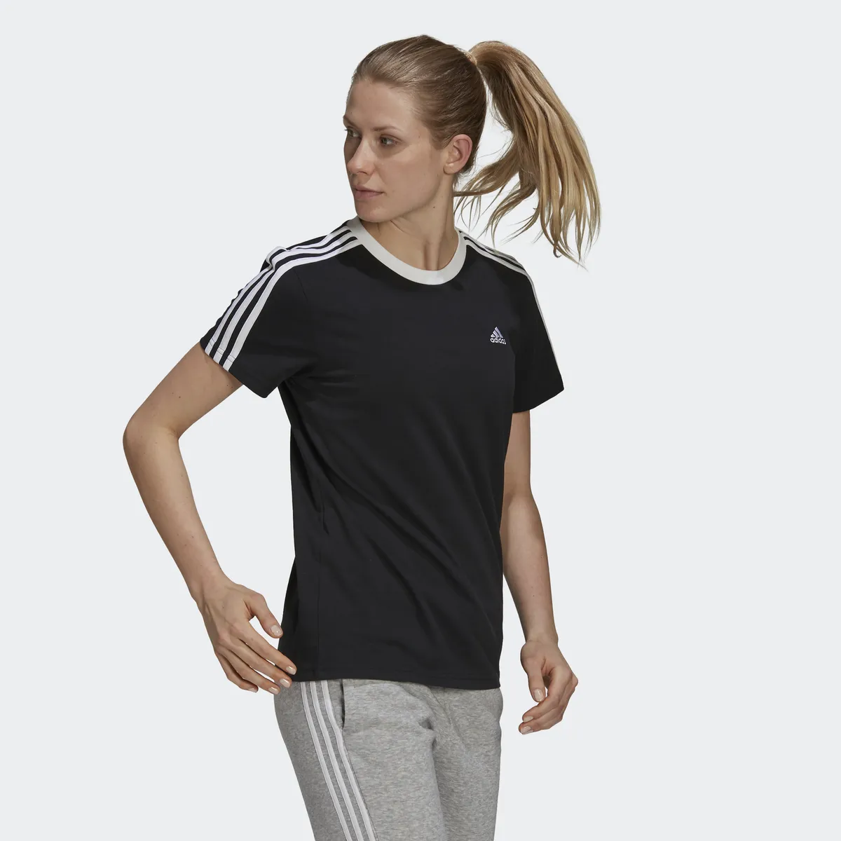 

Футболка Adidas Sportswear "ESSENTIALS 3-STRIPES", белый