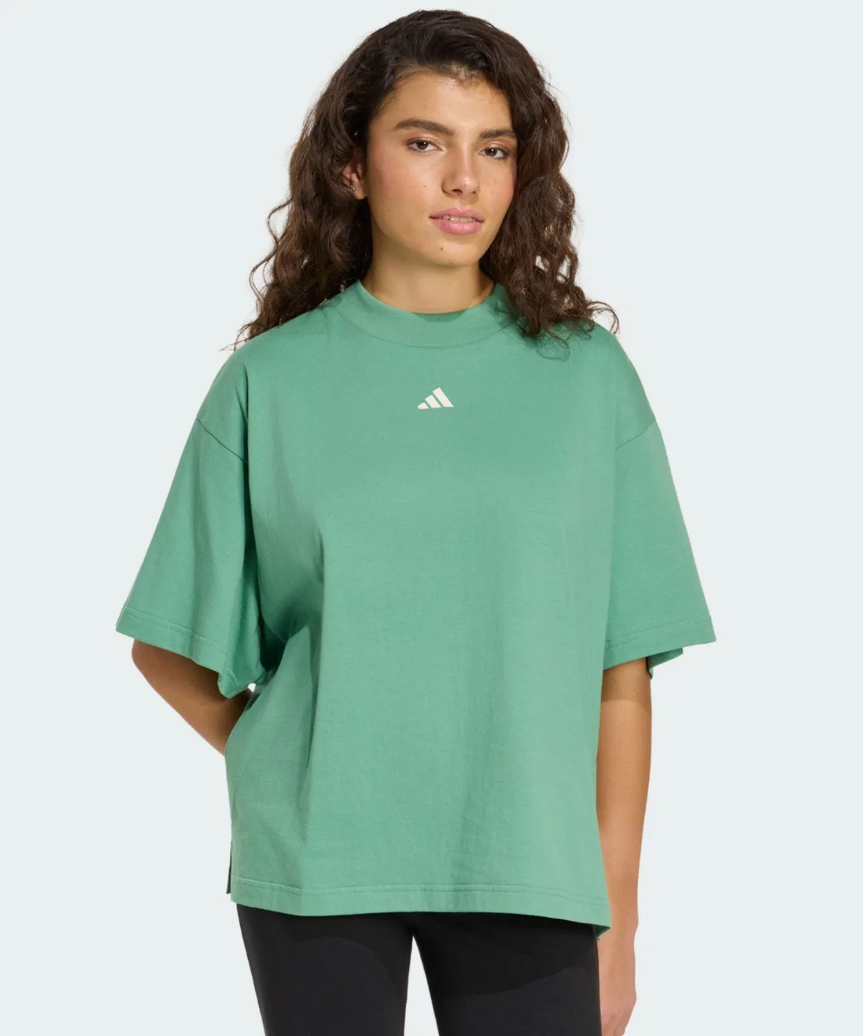 Женская футболка свободного кроя Three Stripes Studio Loose Adidas, Green — фото 2