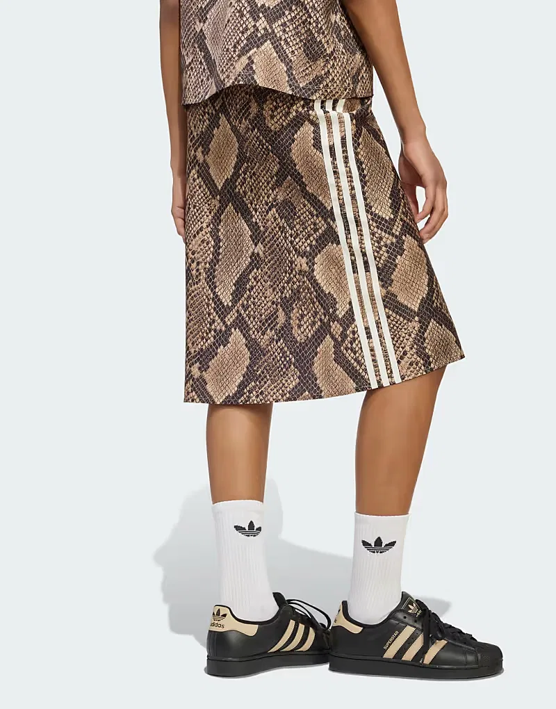 Атласная юбка Adidas Originals с принтом под змеиную кожу, лен/волшебный бежевый — фото 2