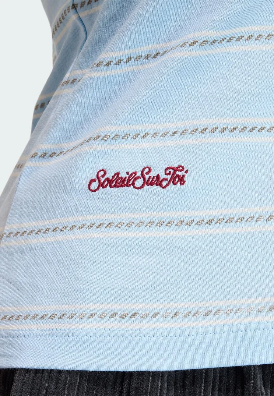 Футболка ADIDAS ORIGINALS 'Resort' светло-голубого цвета — фото 4