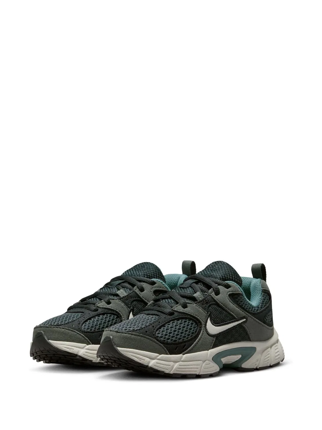 Кроссовки Nike Junior V5 Runner, черный/Spruce Green — фото 3