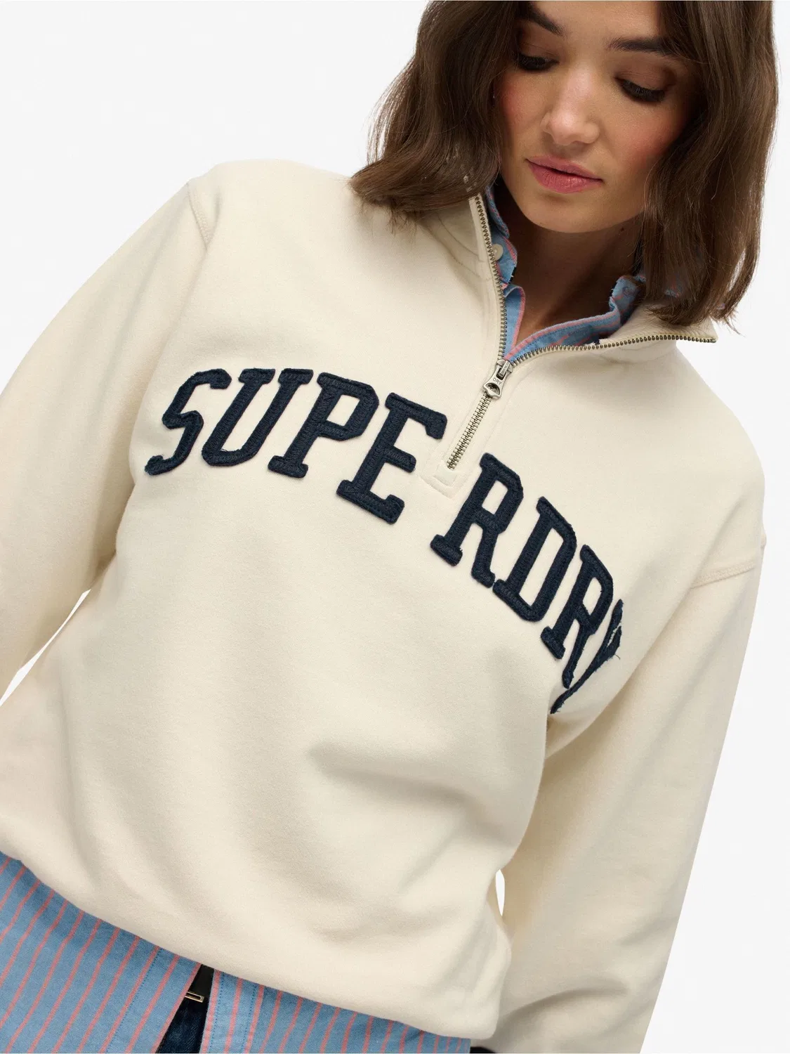 Свитшот с полузастежкой Athletic Essentials Applique Superdry, белый — фото 3