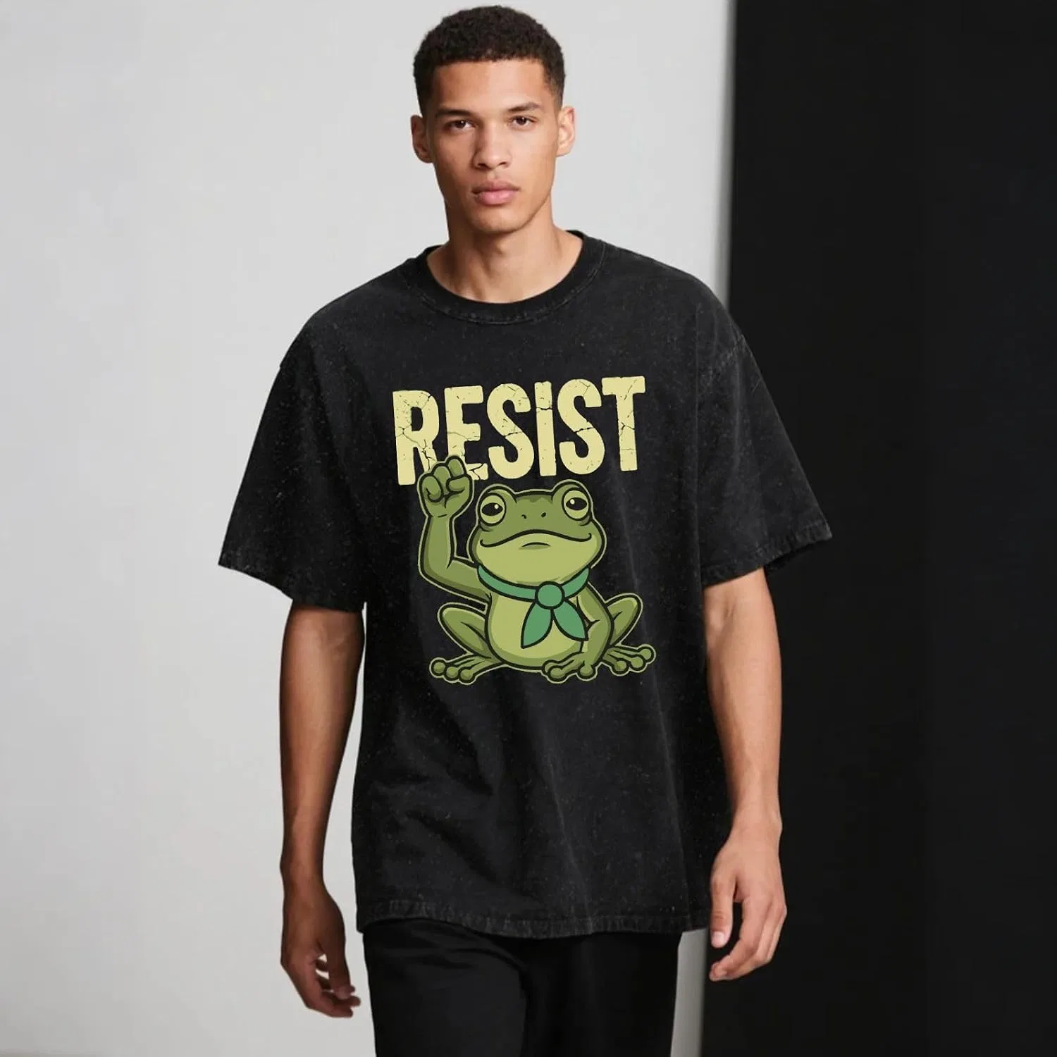 Мужская футболка с принтом лягушки Frogs Against Fascism, Wash Black — фото 2