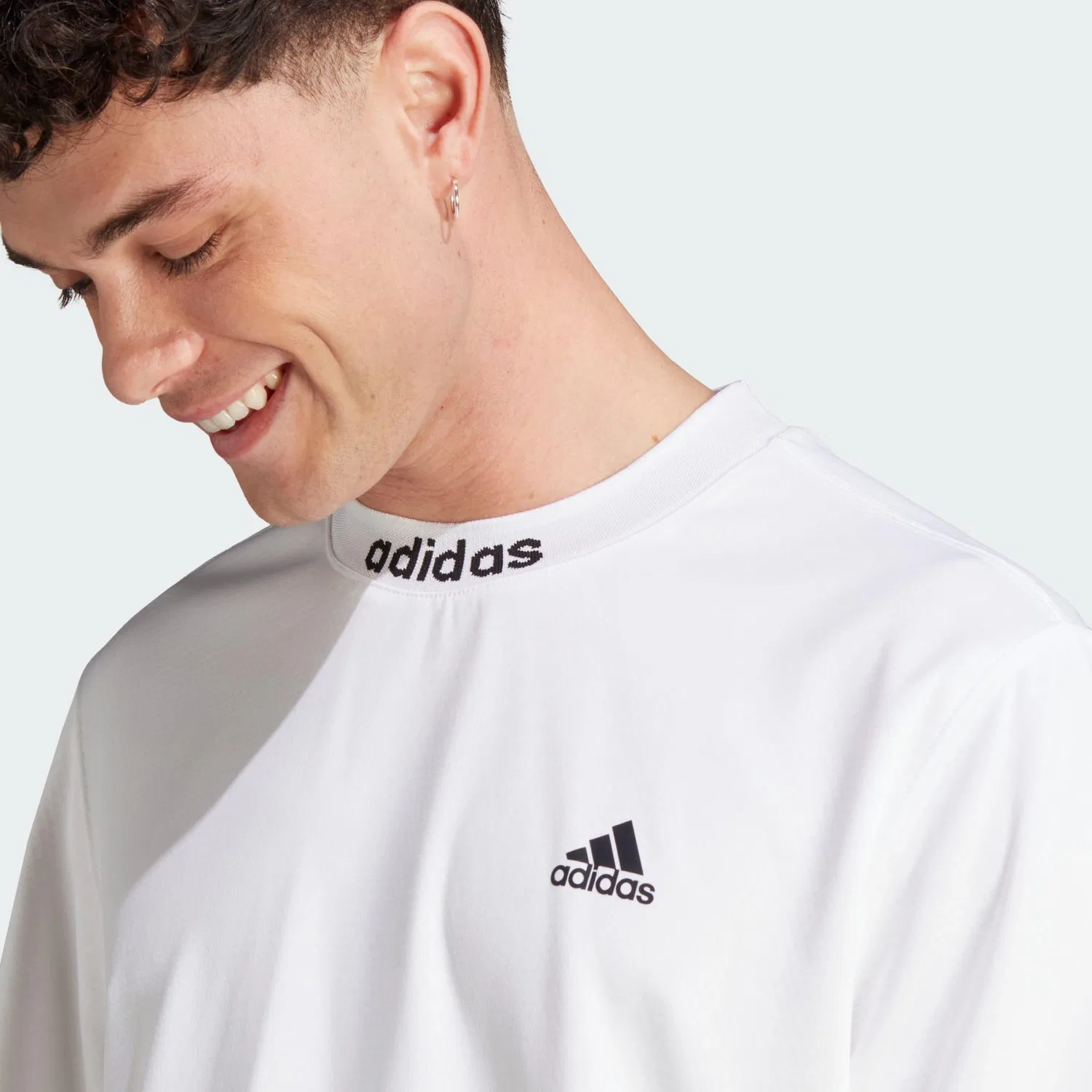 Мужская футболка с сетчатой спинкой adidas Sportswear, Цвет WEISS — фото 4