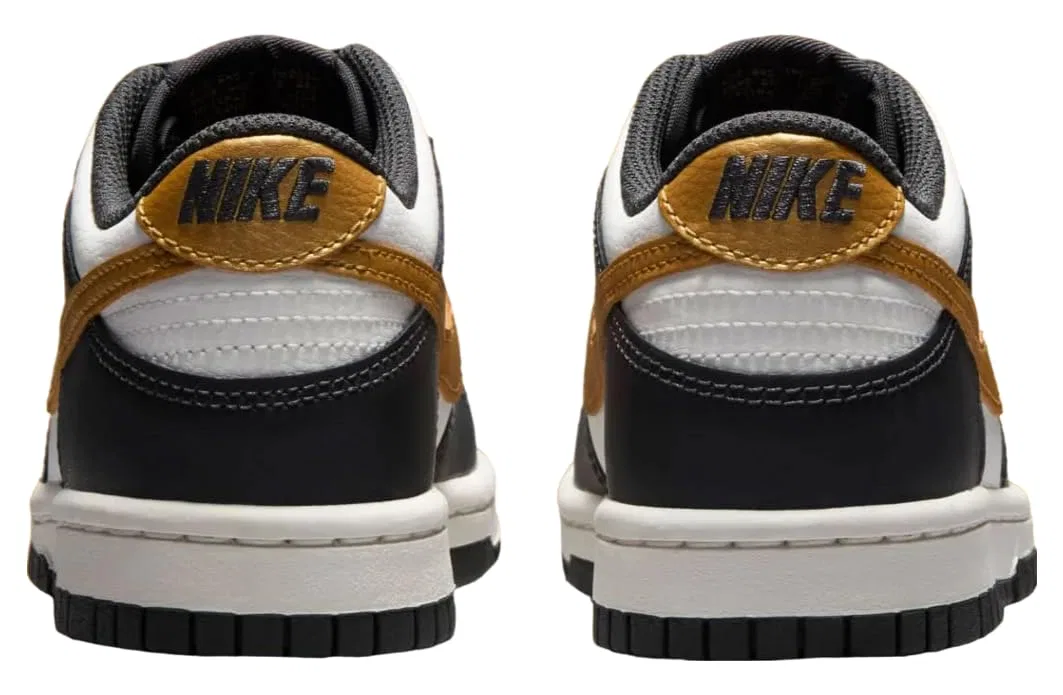 Детские кроссовки с принтом NIKE Dunk Low GS NIKE, Summit White/Anthracite/Metallic Gold — фото 4
