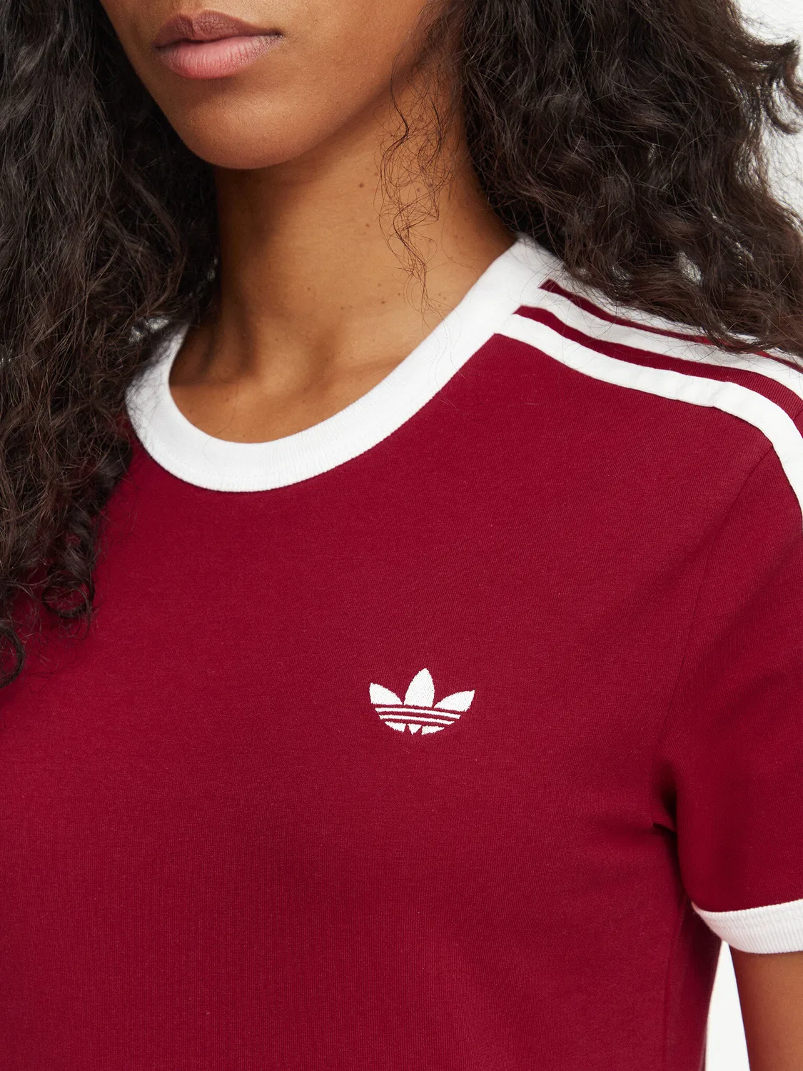 Женская футболка стандартного кроя Slim Adidas, красный — фото 4