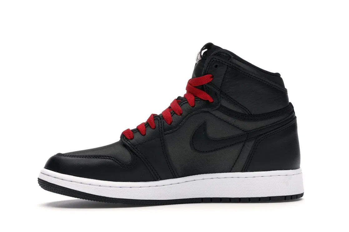 Детские кроссовки Lifestyle с сатиновыми элементами Jordan 1 Retro High Jordan, Black/Gym Red-Black-White — фото 3