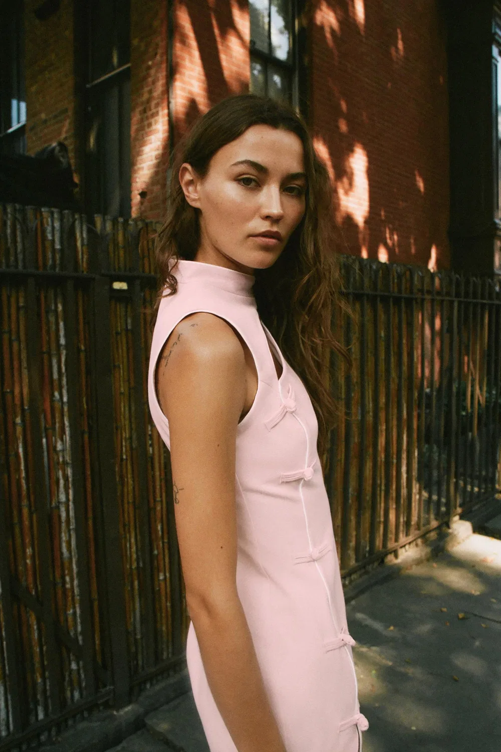Мини-платье с застежкой в виде лягушки. ZARA, Pink — фото 4