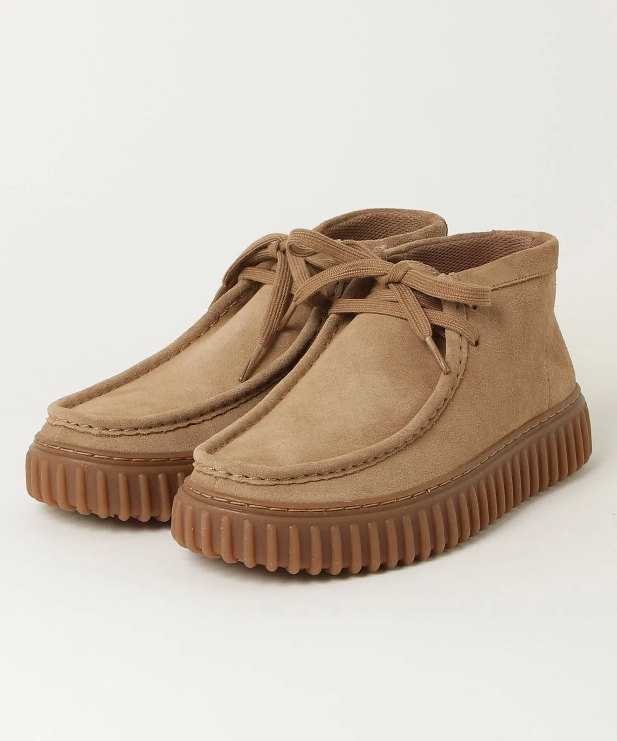 Кроссовки Clarks Torhill Hi на шнуровке, кожа, бежевый
