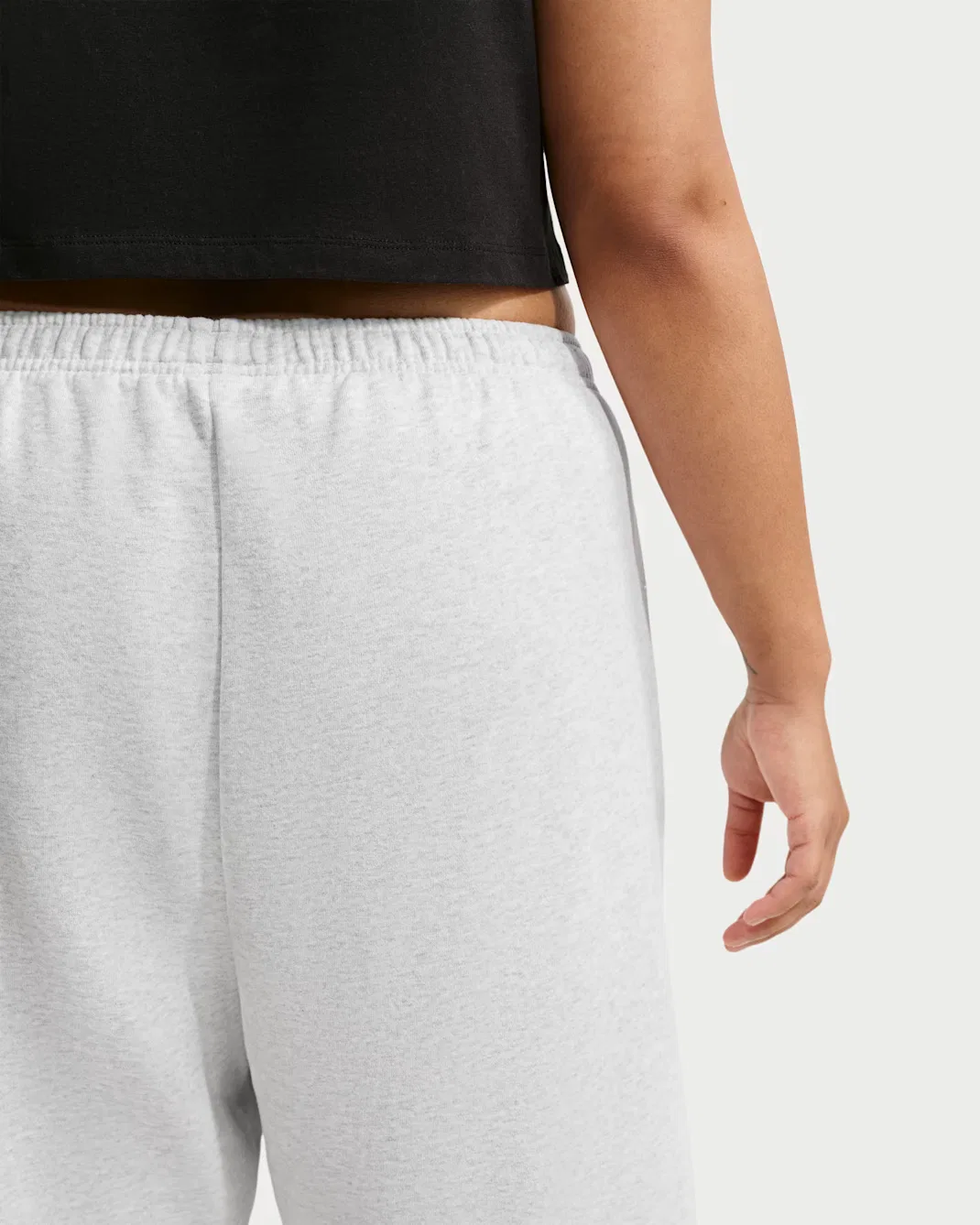 Женские брюки оверсайз с высокой посадкой и манжетами Nike Studio Fleece Medium Weight, Birch Heather/Black — фото 3