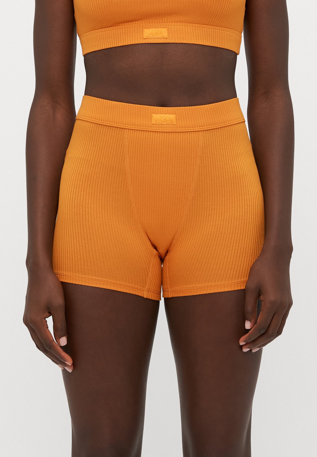 

Брюки ALEXIAH BOY SHORT UGG, цвет Dark Apricot