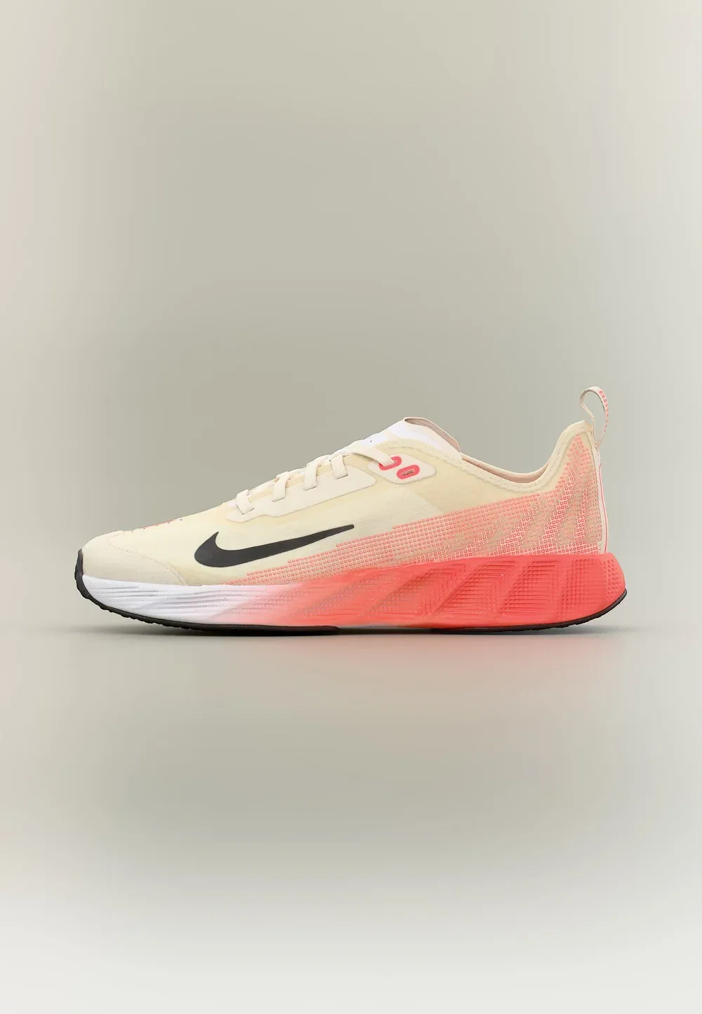 Кроссовки Ava x унисекс Nike Sportswear, Chalk/Black/White/Hot Lava