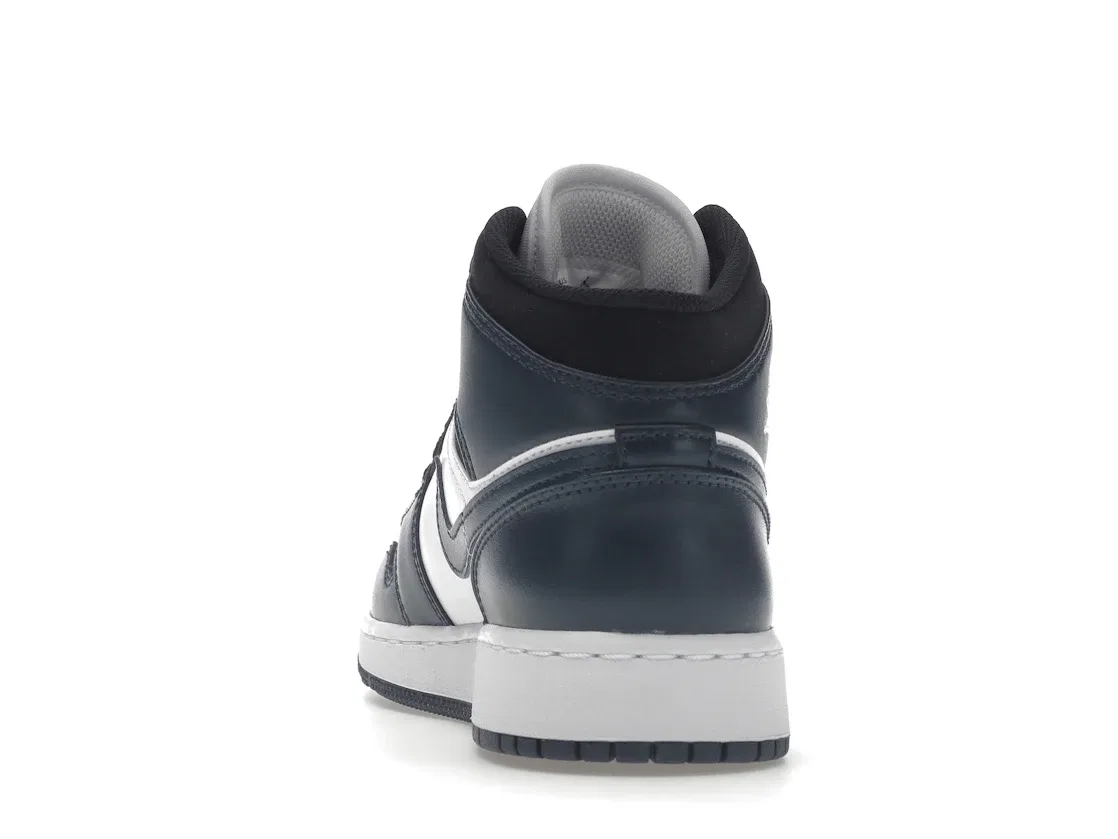 Детские кроссовки Lifestyle с перфорированным носком Jordan 1 Mid, Armory Navy/White-Black — фото 4