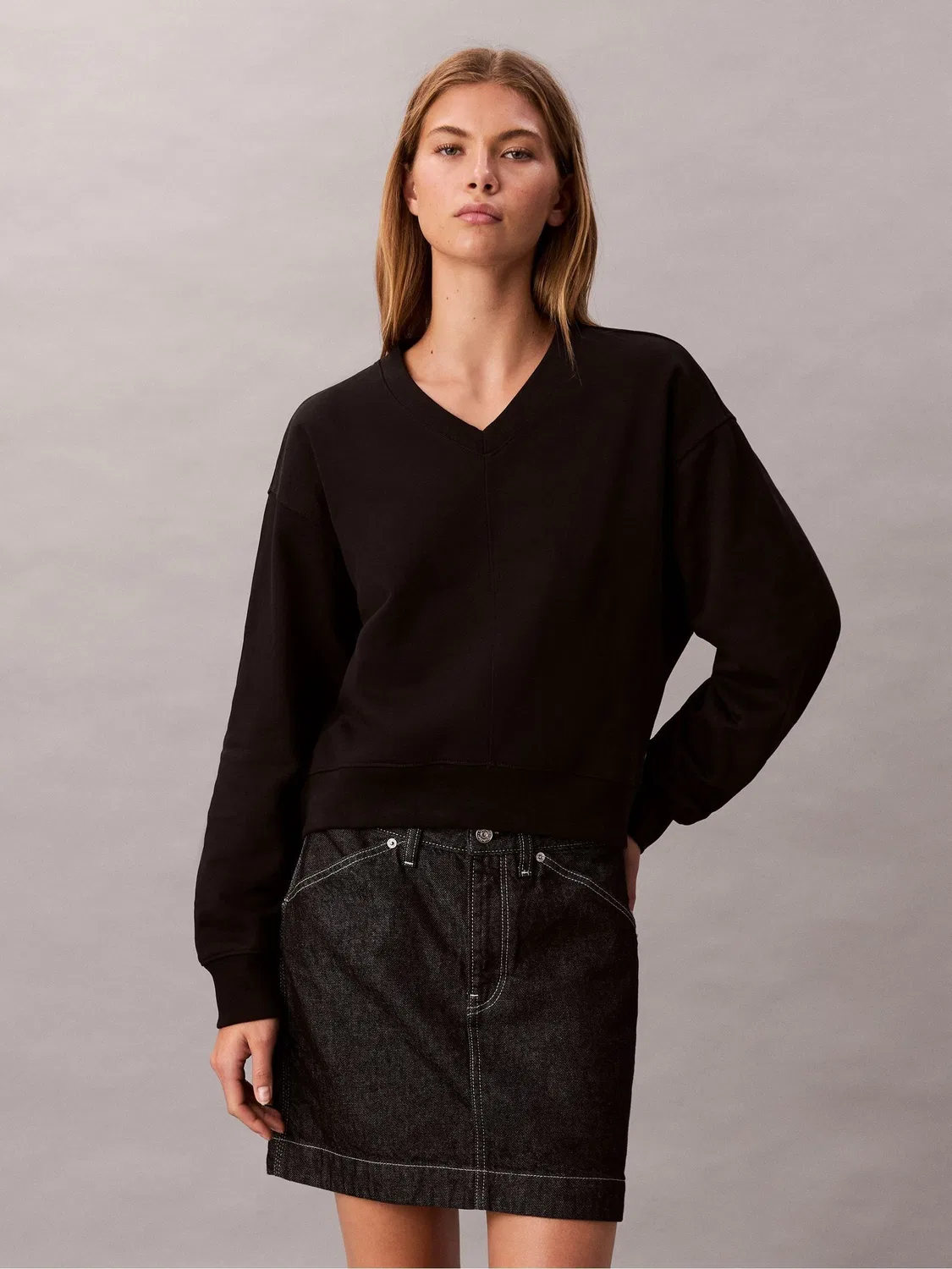 Свитшот с длинным рукавом Calvin Klein, черный