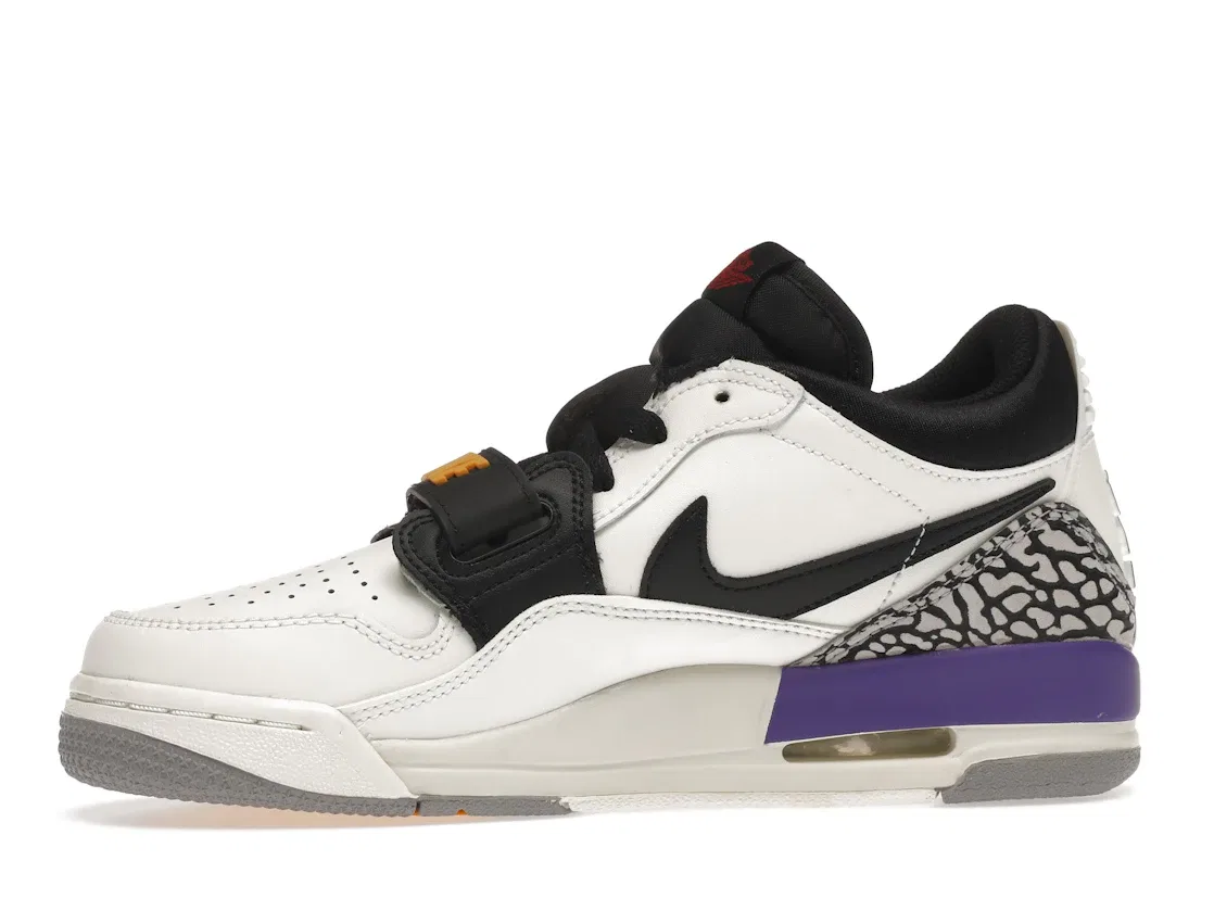 Детские кроссовки Lifestyle с принтом Jordan Legacy 312 Low Jordan, Summit White/Varsity Red-Black-Varsity Purple-University Gold — фото 3