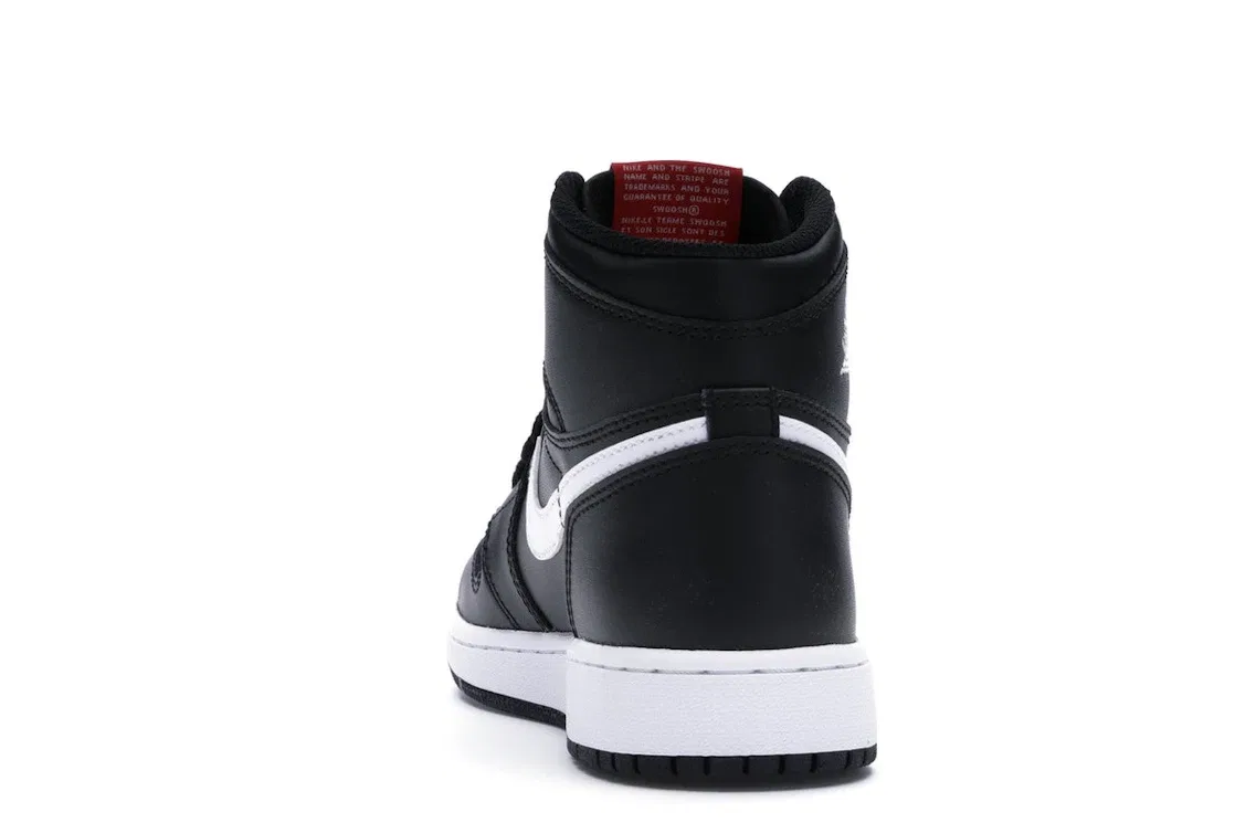 Детские кроссовки для мальчиков кожаные Jordan 1 Retro Jordan, Black/Black-University Red-White — фото 4