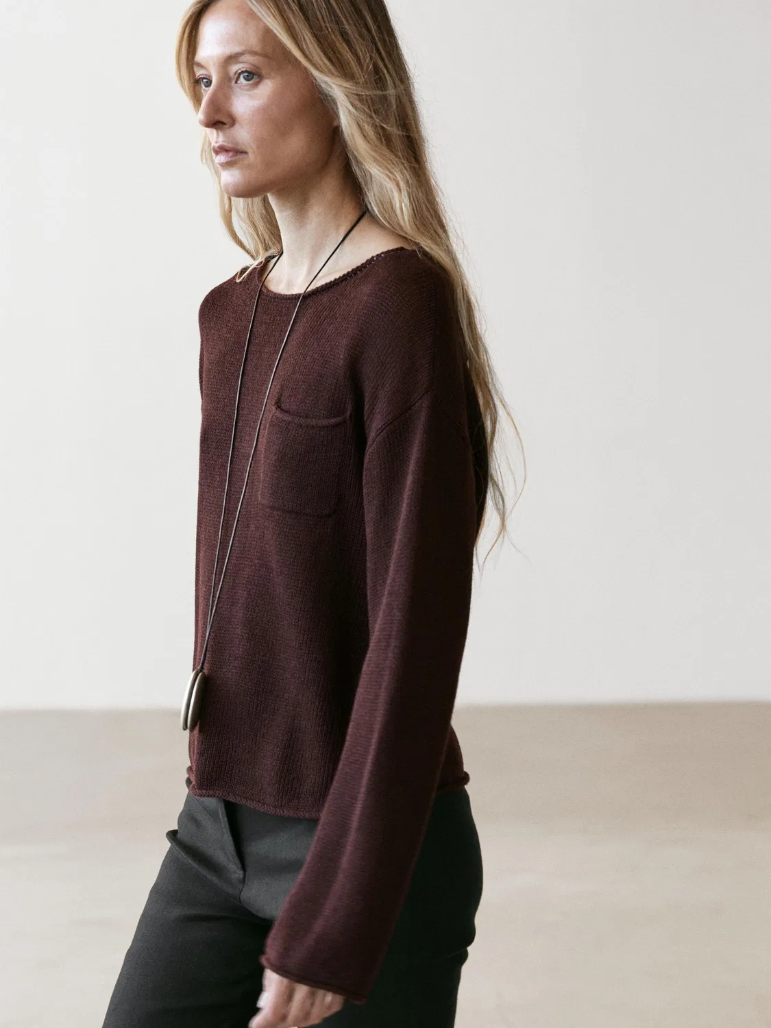 Вязаный свитер из хлопка и льна с карманами Massimo Dutti, коричневый — фото 3