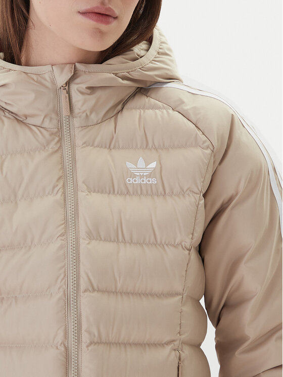 Демисезонная куртка slim fit adicolor JX2940 Adidas, бежевый — фото 4
