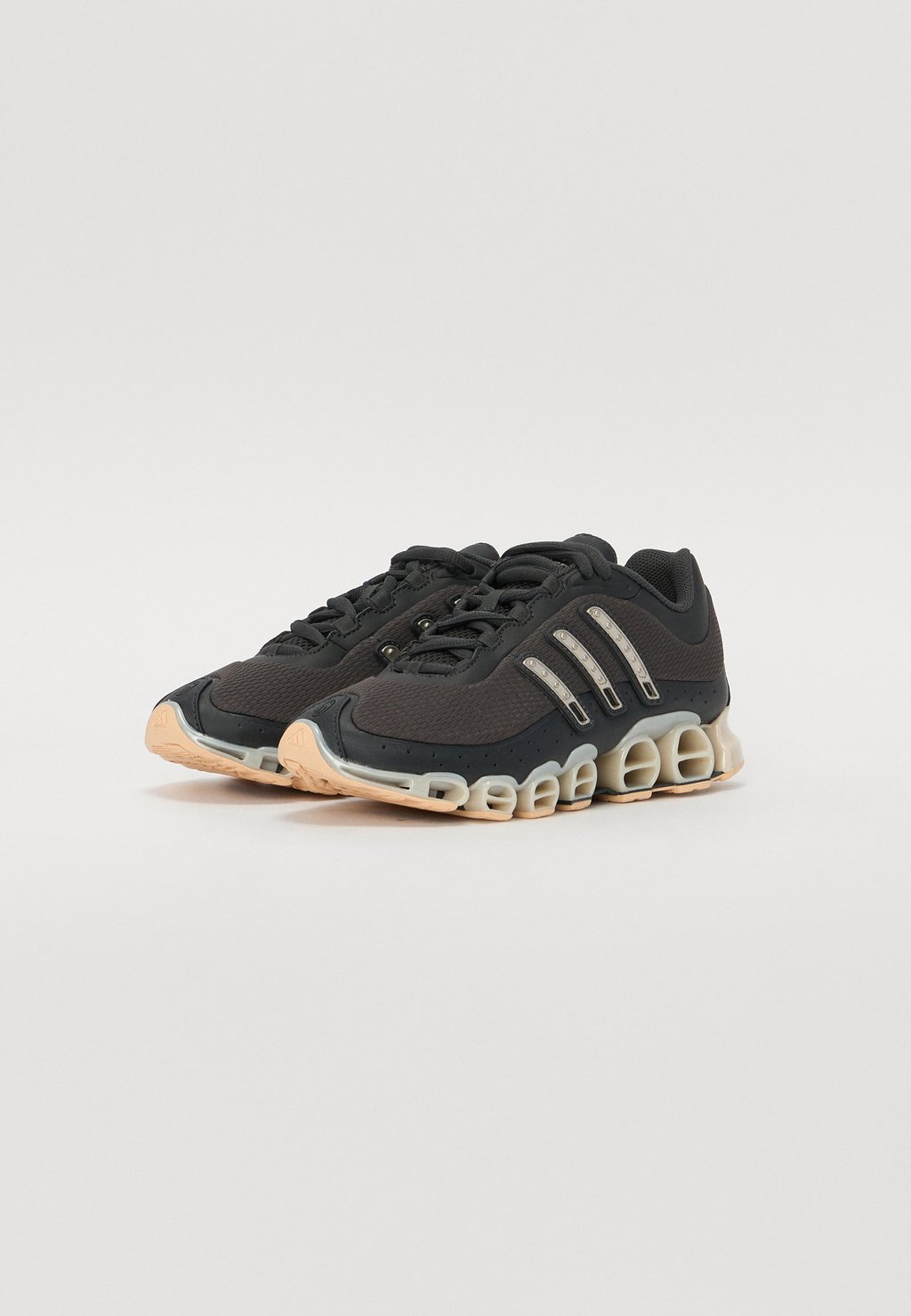 Кроссовки MEGARIDE UNISEX adidas Originals, антрацит — фото 2