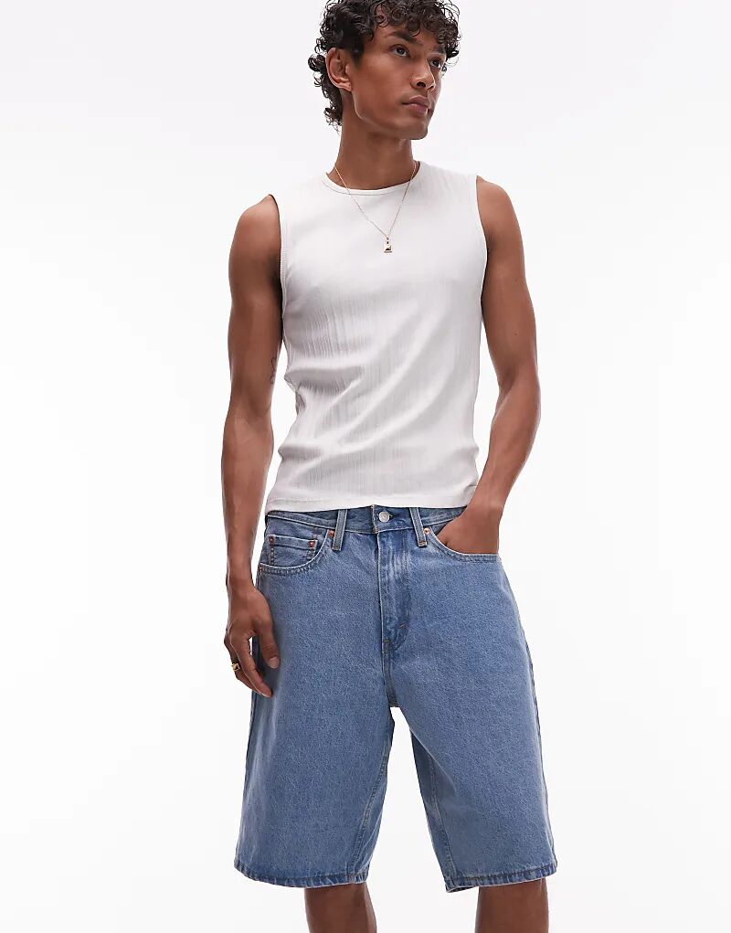 Свободные джинсовые шорты Levi's 469 светло-коричневого цвета — фото 4