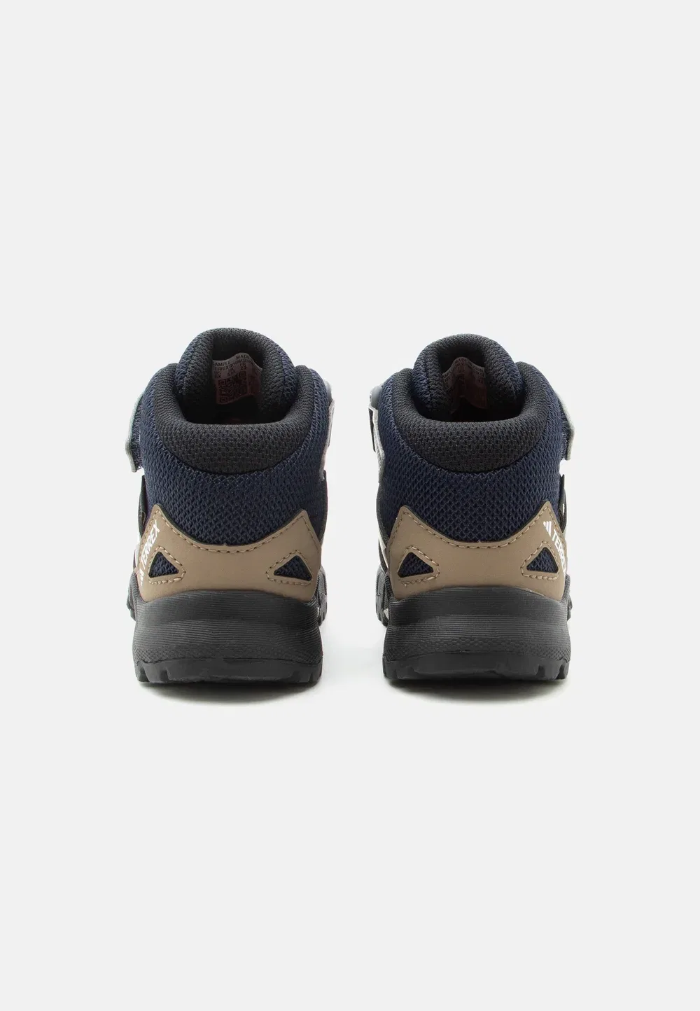 Skychaser mid gtx унисекс - походные ботинки Adidas Terrex, Legend Ink/White/Carbon — фото 3