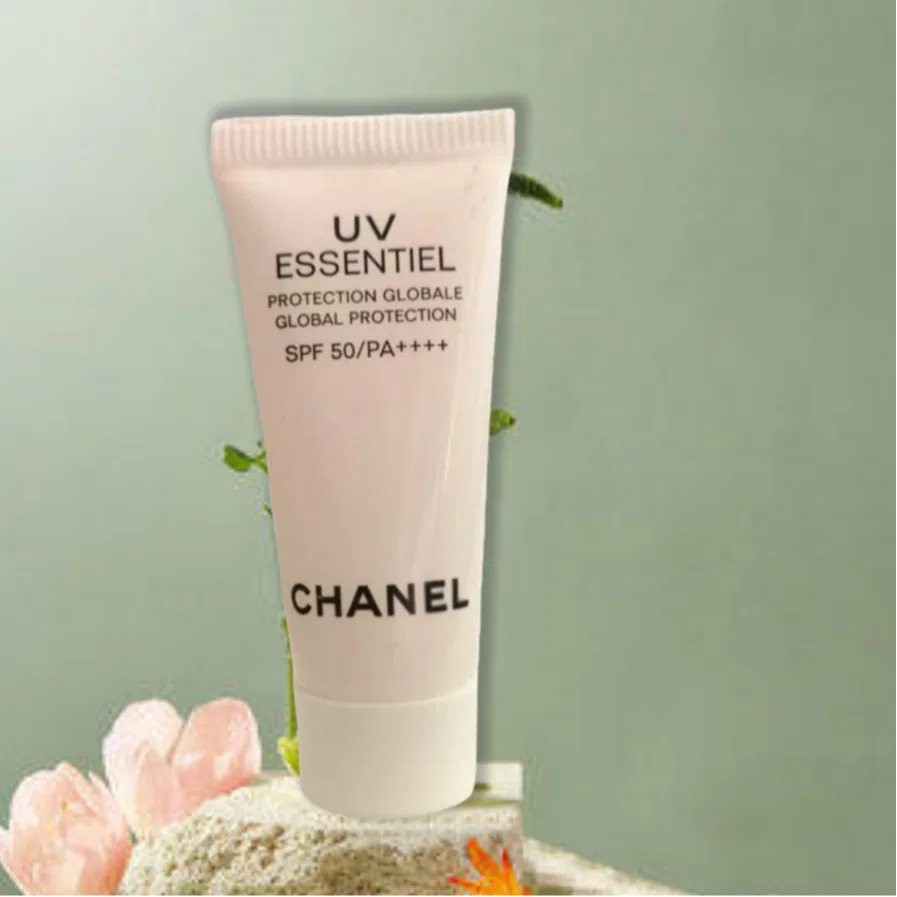 Набор образцов солнцезащитного лосьона-праймера CHANEL, 5 мл, SPF 50/PA++++, UV-защита — фото 2