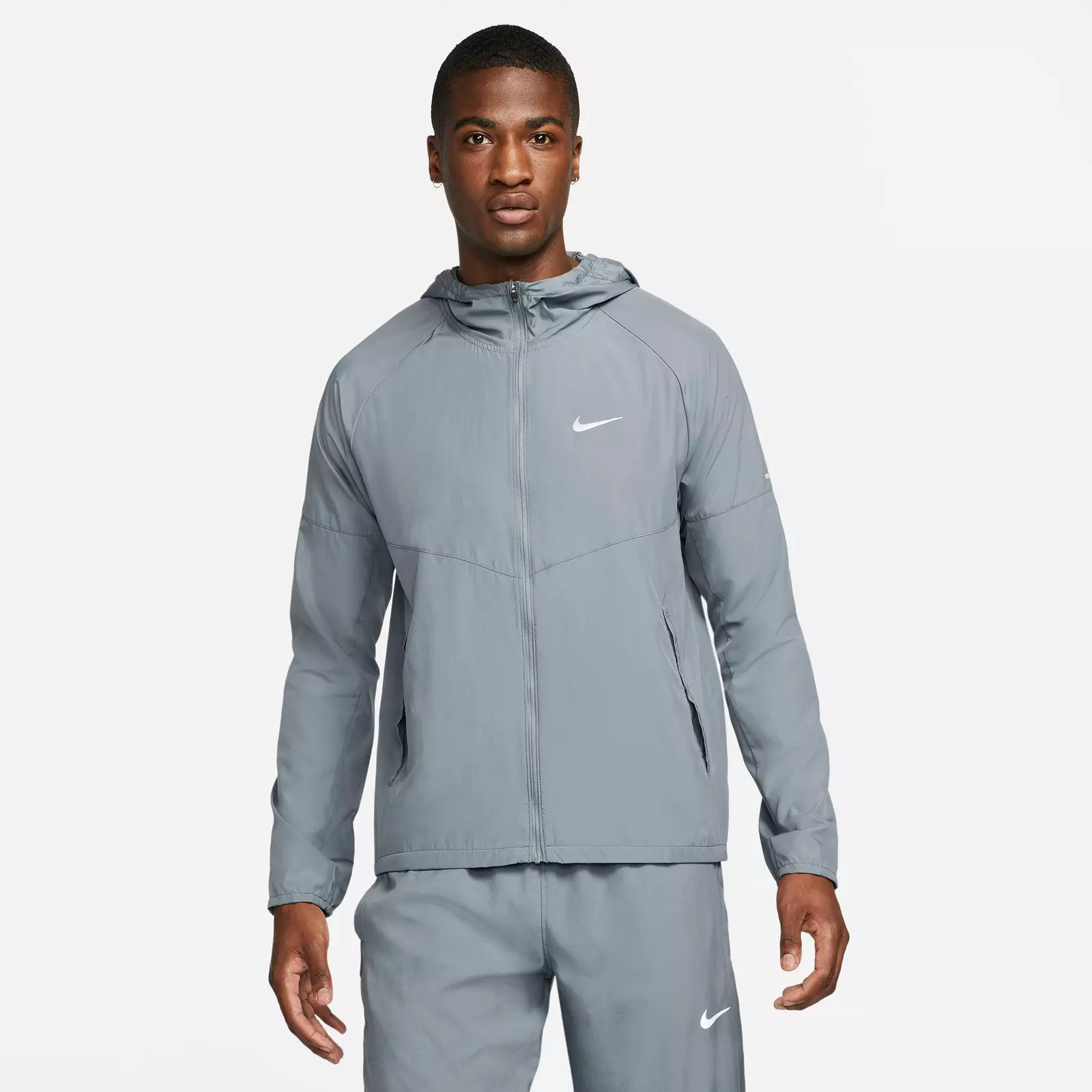 

Куртка Men's Nike Repel Miler Running, серый