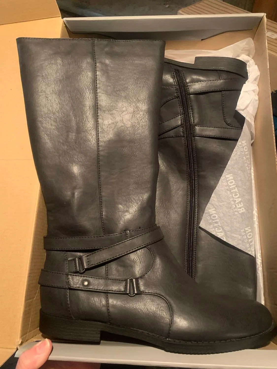 Детские сапоги для девочек с высоким голенищем Junior Kennedy Boot Kenneth Cole, черный — фото 2