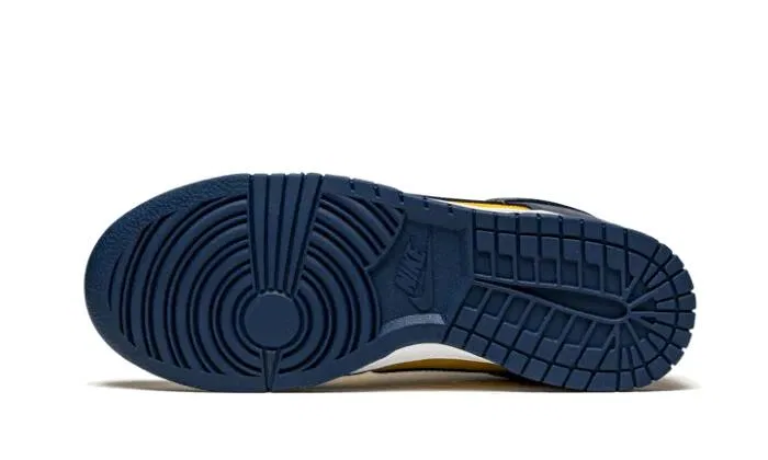 Детские кроссовки на шнуровке Dunk Low Michigan Nike, University Gold/Weiß — фото 4