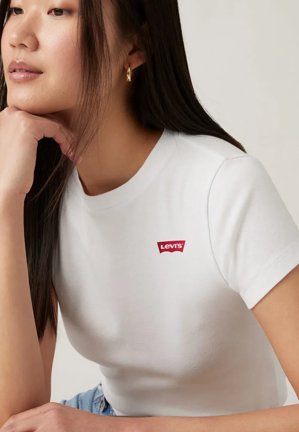 Базовая спортивная футболка - простая футболка Levi'S, Bright White — фото 4