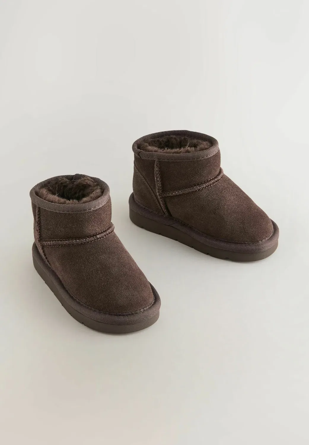 Водоотталкивающие замшевые сапоги без шнурков - детская обувь Next, Chocolate Brown — фото 2